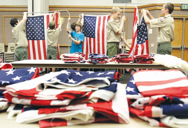 Flags on the Warner-Elliot Loop